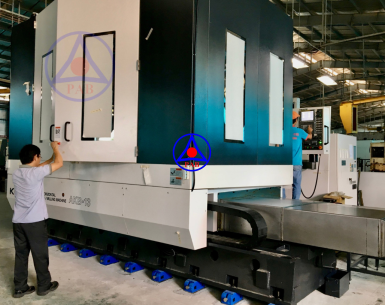 Máy phay doa ngang Kuraki tại Showroom