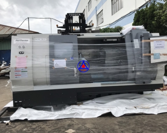 Máy tiện ngang CNC Akira Seiki - Model SL40MC(LMC)